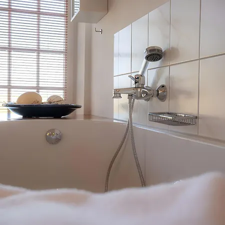 Sommerland * Uelvesbull