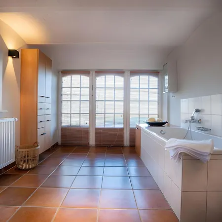 Sommerland Holiday home Uelvesbull
